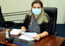 Daniela Hall apresenta Projeto de Lei dando publicidade ao auxílio funeral em todo município de Dourados
