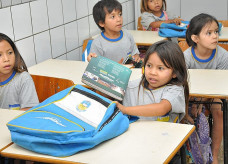 Serão construídos quadras e vestiários em três escolas indígenas do município.