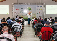 Seminário discute resultados de pesquisas sobre safra de soja durante 53ª Expoagro