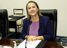 Vereadora Liandra é atendida com inclusão de caminhoneiros no grupo prioritário de vacinação em Dourados