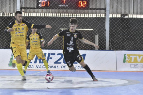 Juventude AG leva virada do Blumenau pela Liga Nacional de Futsal