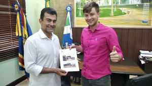 O deputado estadual Marçal Filho destinou recursos para a compra de laboratórios móveis de informática para escolas da cidade de Rio Brilhante. Com computadores e tablets dentro de um armário que além de guardar de forma segura, carrega os equipamentos, o