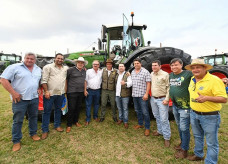 Feira de Negócios contou com visita do ministro do Turismo Gilson Machado Neto, produtores rurais, expositores e autoridades do Estado no Parque de Exposições