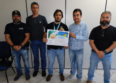 Deputado Marçal, delegado Erasmo Cubas e equipe de policiais civis em Dourados