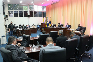 Fotos – Valdenir Rodrigues/CMD  Vereadores douradenses discutiram e votaram projetos importantes para o desenvolvimento de Dourados