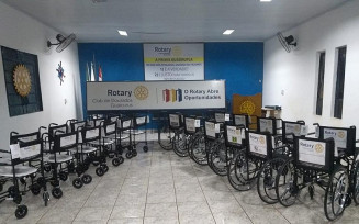 Legenda: Empresas podem ser parceira do projeto de banco de cadeiras de roda e de banho do Rotary Guaicurus