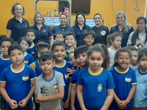 Diretoria enfatizou a importância da parceria da Vigilância com as escolas (Foto: Assecom)