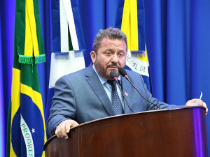 Legenda: Laudir encaminhou documentos ao Executivo Municipal Crédito: Valdenir Rodrigues