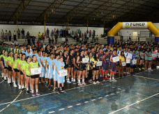 Abertura aconteceu no Ginásio Municipal, onde acontecem os jogos de futsal e voleibol (Foto: Rodrigo Pirola/Prefeitura de Dourados)
