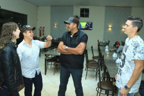 Promoção "Jantar com Alex e Yvan"