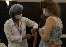 Índice de vacinação de crianças e adolescentes tem caído em todo o país (Foto: Tânia Rego/Agência Brasil)