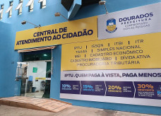 Central de Atendimento ao Cidadão pode atender contribuintes que queiram parcelar débitos municipais (Foto: Rodrigo Pirola/Prefeitura de Dourados)