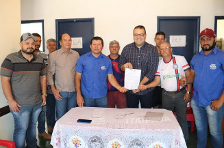 Prefeito anunciou melhorias durante visita ao distrito da Vila São Pedro (Fotos: Rodrigo Pirola/Prefeitura de Dourados)