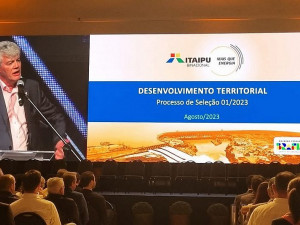 Evento reuniu representantes de municípios do Paraná e da região sul do Mato Grosso do Sul (Foto: Divulgação)