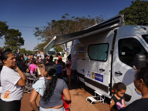 Odonto Móvel esteve presente nas ações da Prefeitura no Jardim dos Estados e Jóquei Clube (Foto: Marcos Macedo/Prefeitura de Dourados)