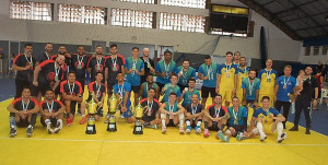 Primeiros colocados da competição masculina (Foto: Divulgação/FVMS)