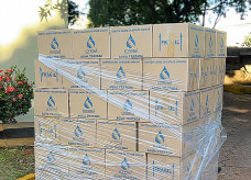 Nova carga de copos de água é enviada ao Rio Grande do Sul