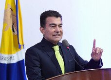 Prefeito Marçal Filho discursa na abertura do Ano Legislativo da Câmara Municipal de Dourados e defende união de forças entre os poderes – Fotos: A. Frota