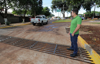 Marçal Filho entrega obra que vai solucionar problema de alagamento na rua Afonso Pena, proximidades da avenida Guaicurus. Foto: A. Frota