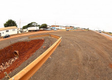 Remoção de guard rails resolve problema de acesso às empresas e propriedades ao longo do trecho urbano da BR-163