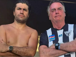 Aniversariante Bolsonaro e o influencer Thiago Boava (reprodução)
