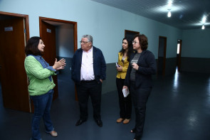 Prefeita visita obra da segunda  unidade do Conselho Tutelar