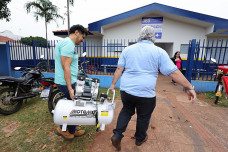 Marçal Filho acompanha entrega de moderno compressor que agregará em atendimento odontológico na UBS do Parque do Lago II–Fotos: A. Frota