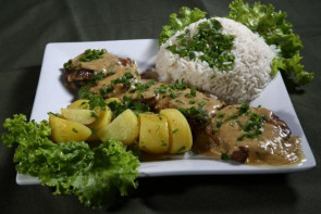 5° FESTIVAL GASTRONÔMICO  Pratos a la carte têm variedades em carnes e peixes