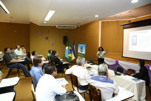 Dourados instala comissão municipal para o Censo Agro 2017