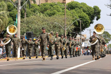 Efetivo da 4ª Brigada de Cavalaria Mecanizada encantou o público durante o desfile de 7 de Setembro na manhã deste domingo– Fotos- A. Frota