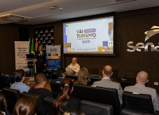 Evento reuniu setor público e privado para debater turismo como motor do desenvolvimento econômico e social – Divulgação