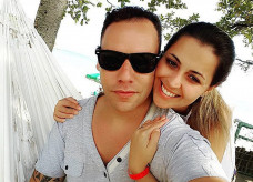 Tiago Barnabe e esposa