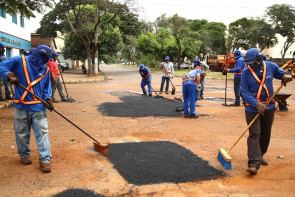 Estiagem favoreceu a operação  tapa-buraco em Dourados