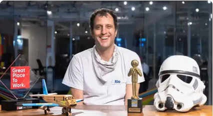 Ex-CEO da Hurb, João Ricardo é preso por uso de documento falso e tornozeleira descarregada