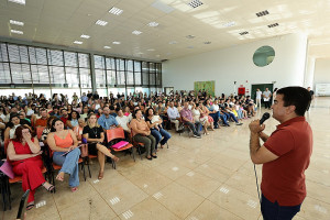 Prefeito Marçal Filho dá as boas vindas a mais de 200 novos empossados pela gestão que atuarão na Educação e na Saúde- Fotos: A. Frota