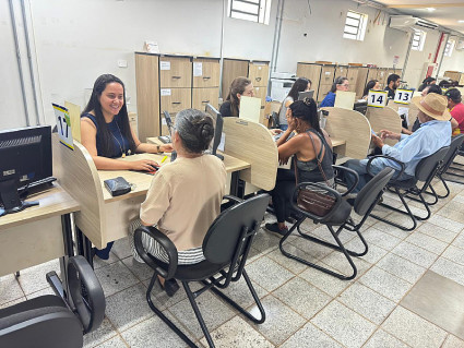 Central de Atendimento ao Cidadão ficou lotada nos dias 9 e 10, levando a Prefeitura de Dourados a prorrogar o prazo de vencimento do IPTU 2026. Foto: A. Frota