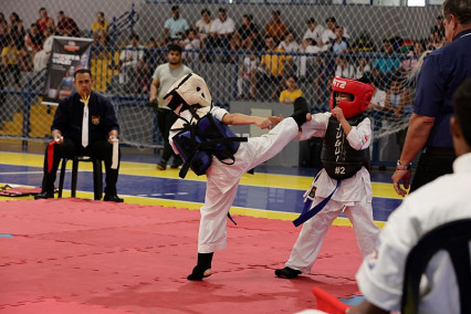 Festival de Karatê reúne atletas de diversas academias e destaca talentos da nova geração