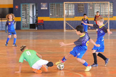 Projeto Educart leva atividades de esporte e cultura para as crianças da Rede Municipal de Ensino de Dourados. Foto: A. Frota