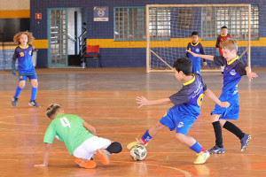 Projeto Educart leva atividades de esporte e cultura para as crianças da Rede Municipal de Ensino de Dourados. Foto: A. Frota