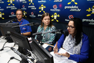 Procuradora Lourdes Benaduce e secretária de Educação Denize Portolann durante entrevista, sábado, na 92 FM​