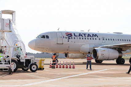Latam transporta 6.098 passageiros em março e estreia voos diários nesta quarta-feira