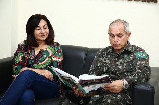 Prefeita Délia Razuk recebeu o general da 4ª Brigada de Cavalaria Mecanizada, Lourenço William da Silva Ribeiro Pinho