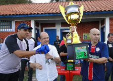 Equipe da AAVV conquistou o titulo ao vencer por 2 a 1 o time da Vila São Pedro  ​