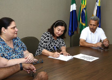 Prefeita Delia e diretor da Funed, Jânio Amaro, deram posse ao conselho Municipal de Esporte e Lazer